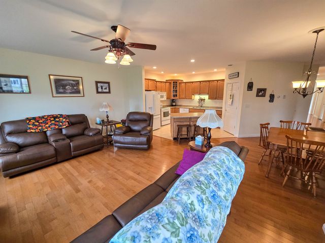 55 Garden Circle, St. Albans Town, VT 05478