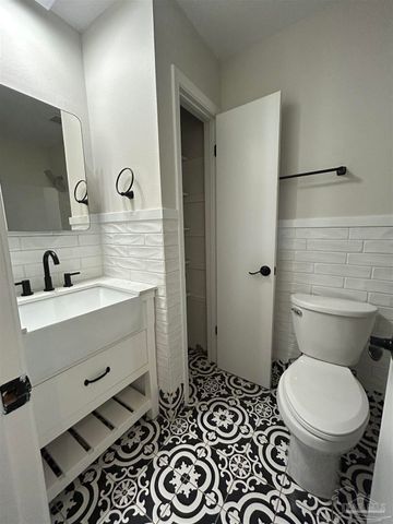 1457 Sanibel Ln, Gulf Breeze, FL 32563