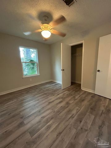 1457 Sanibel Ln, Gulf Breeze, FL 32563