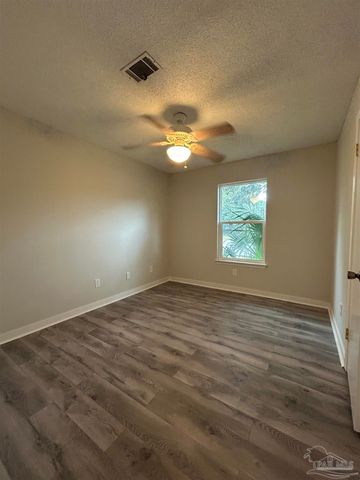 1457 Sanibel Ln, Gulf Breeze, FL 32563