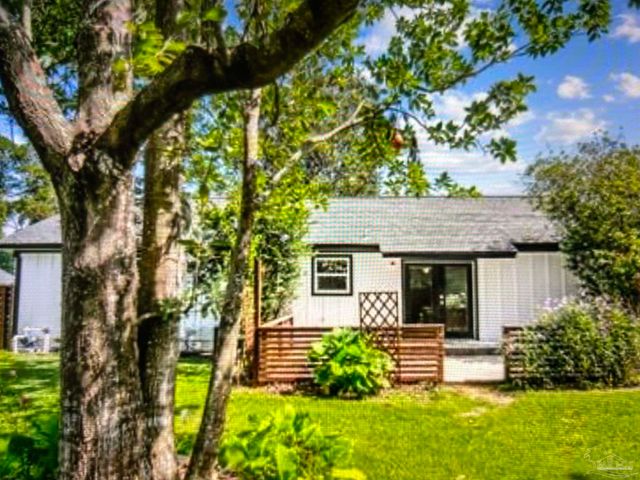 1457 Sanibel Ln, Gulf Breeze, FL 32563