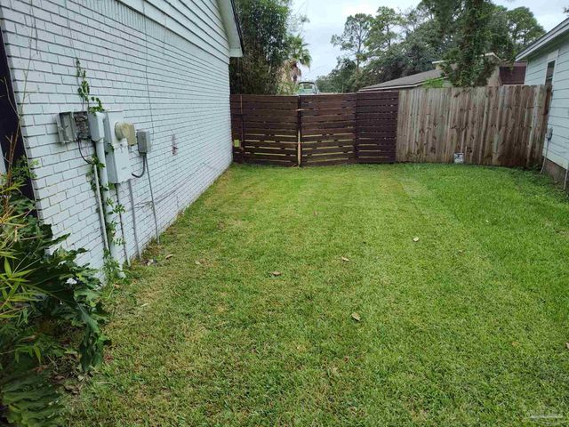 1457 Sanibel Ln, Gulf Breeze, FL 32563