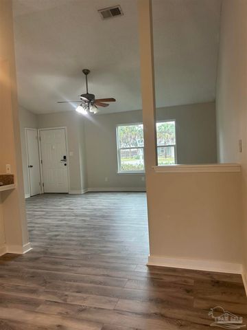 1457 Sanibel Ln, Gulf Breeze, FL 32563