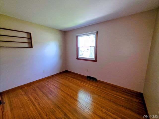 7225 Norman Road, Wheatfield, NY 14120
