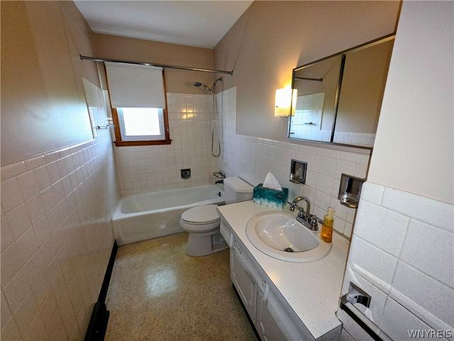 7225 Norman Road, Wheatfield, NY 14120