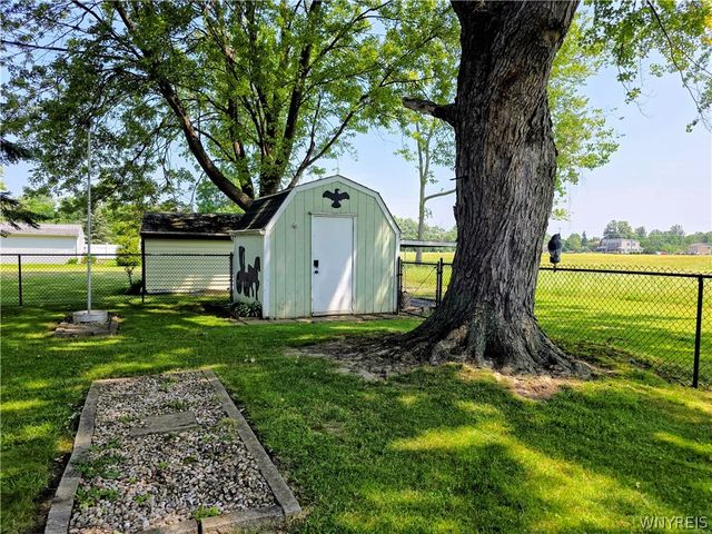 7225 Norman Road, Wheatfield, NY 14120