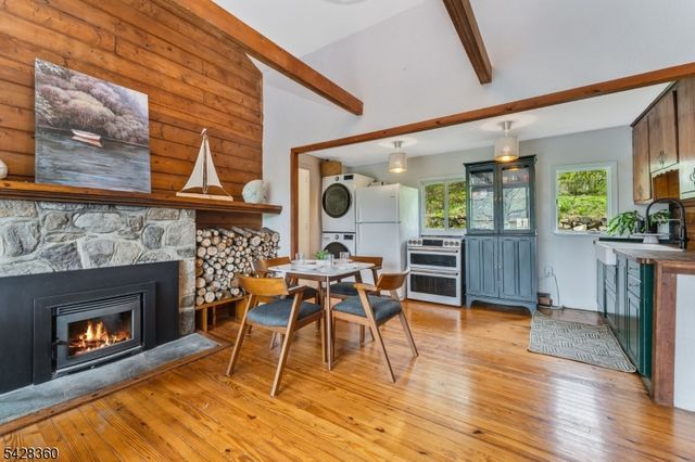 351 E Lakeshore Dr, Vernon Twp., NJ 07422
