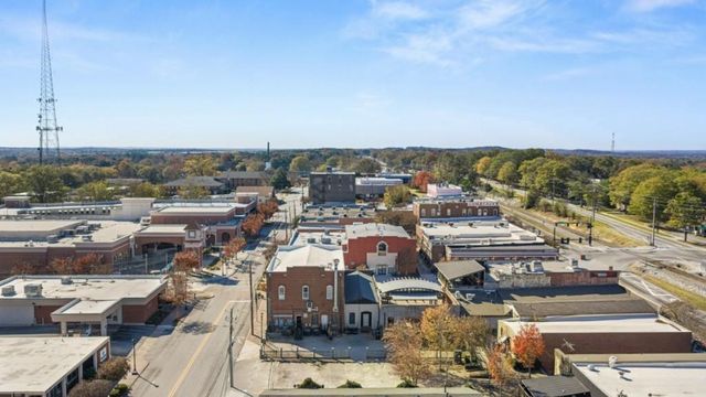 2004 Roseleigh Drive, Douglasville, GA 30134