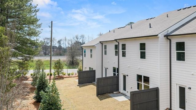 2004 Roseleigh Drive, Douglasville, GA 30134