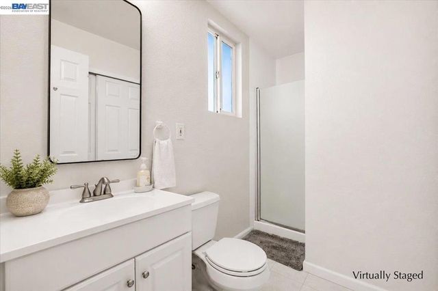 30544 Hoylake St, Hayward, CA 94544