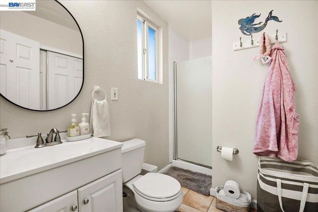 30544 Hoylake St, Hayward, CA 94544