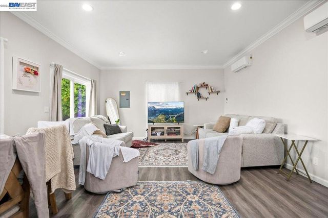 30544 Hoylake St, Hayward, CA 94544