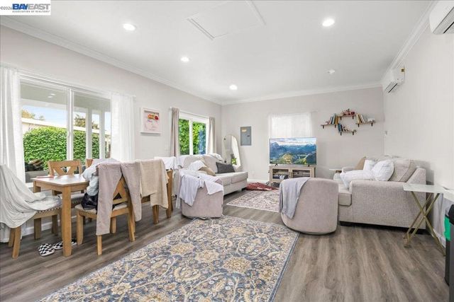 30544 Hoylake St, Hayward, CA 94544