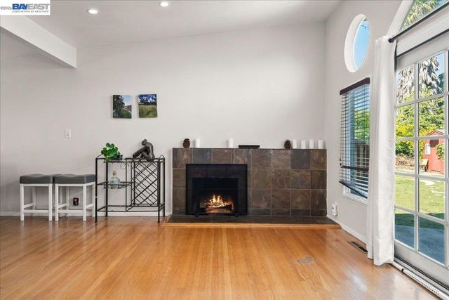 30544 Hoylake St, Hayward, CA 94544