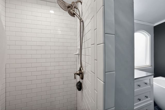 1050 Stadium Drive, Joshua, TX 76058