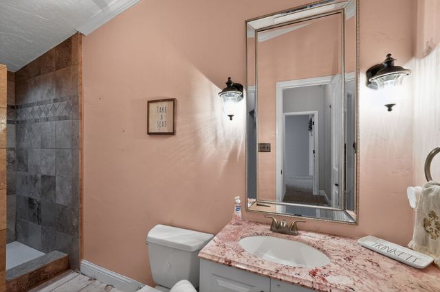 1050 Stadium Drive, Joshua, TX 76058