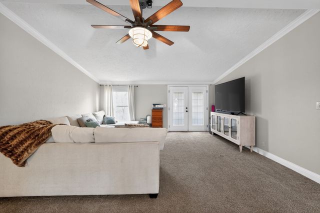 1050 Stadium Drive, Joshua, TX 76058