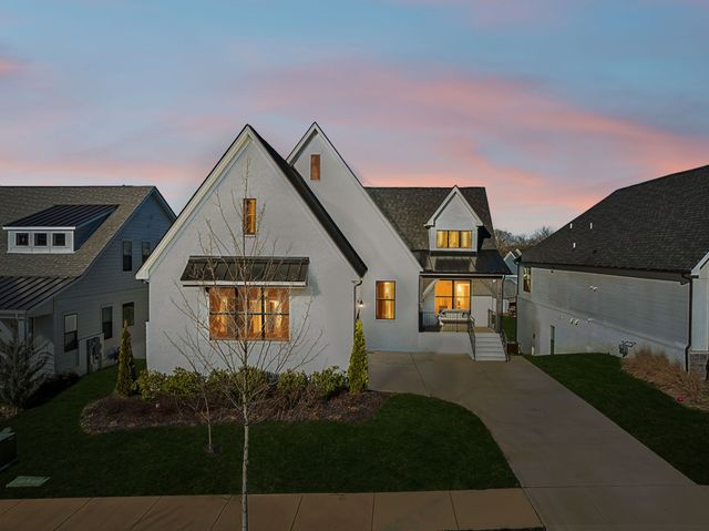 3020 Whitstable Ct, Thompsons Station, TN 37179