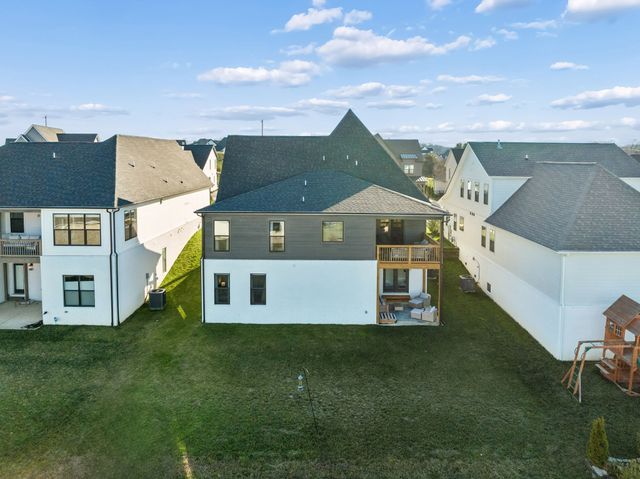 3020 Whitstable Ct, Thompsons Station, TN 37179