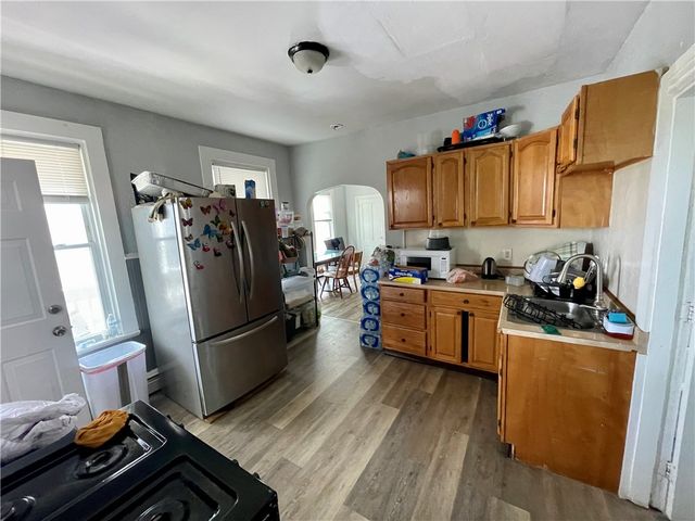 124 East Street, Woonsocket, RI 02895