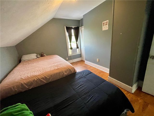 124 East Street, Woonsocket, RI 02895