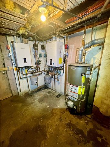 124 East Street, Woonsocket, RI 02895