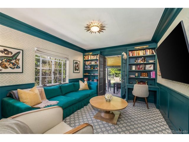 3215 E 7th Avenue Pkwy, Denver, CO 80206