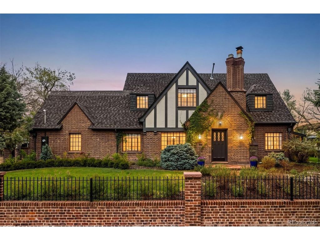 3215 E 7th Avenue Pkwy, Denver, CO 80206
