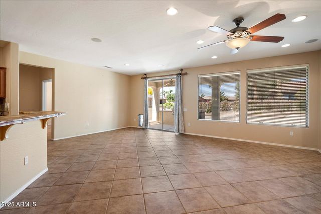 20900 N VISTA Trail, Surprise, AZ 85387