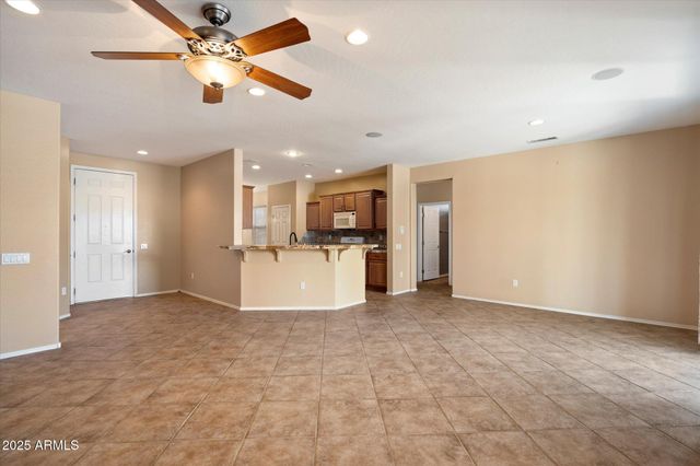 20900 N VISTA Trail, Surprise, AZ 85387