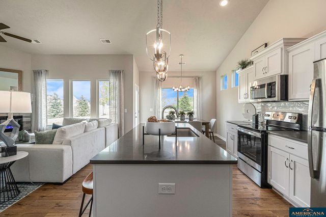 8162 N 113 Avenue, Omaha, NE 68142