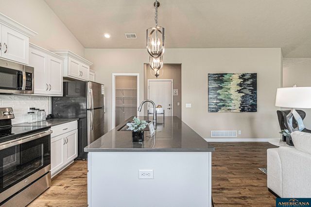 8162 N 113 Avenue, Omaha, NE 68142