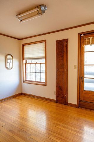 208 West Putnum Avenue, Ganado, TX 77962