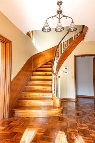 208 West Putnum Avenue, Ganado, TX 77962