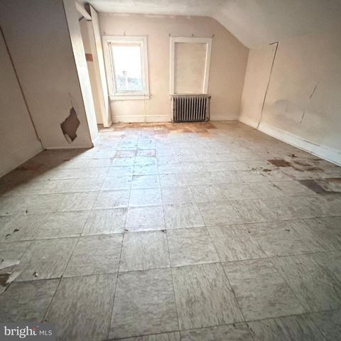 26 ELMHURST AVE, Trenton, NJ 08618