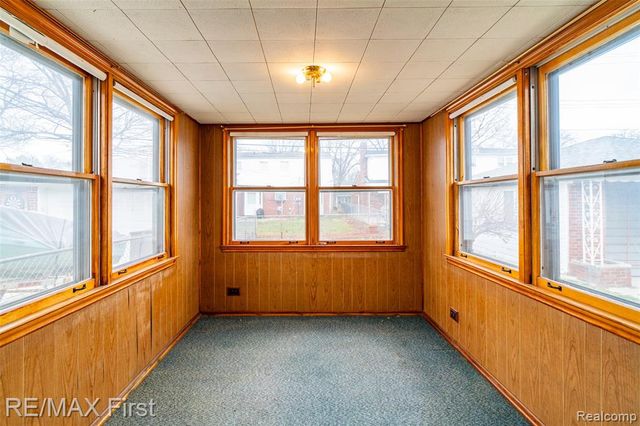 20219 Chalon Street, Saint Clair Shores, MI 48080