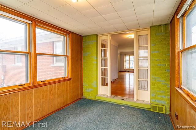 20219 Chalon Street, Saint Clair Shores, MI 48080