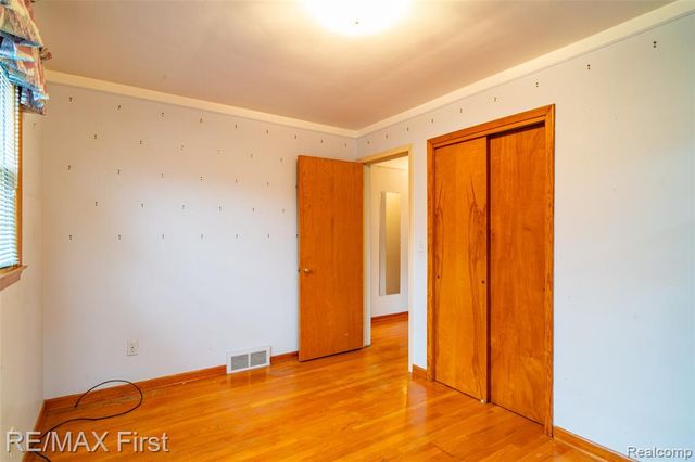 20219 Chalon Street, Saint Clair Shores, MI 48080