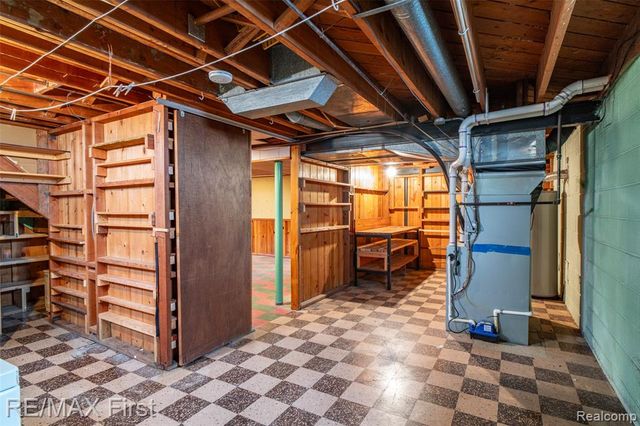 20219 Chalon Street, Saint Clair Shores, MI 48080