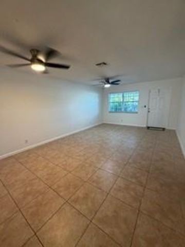 4844 Arthur St 4842, Palm Beach Gardens, FL 33418