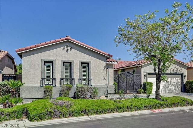 7922 Carson Creek Street, Las Vegas, NV 89113