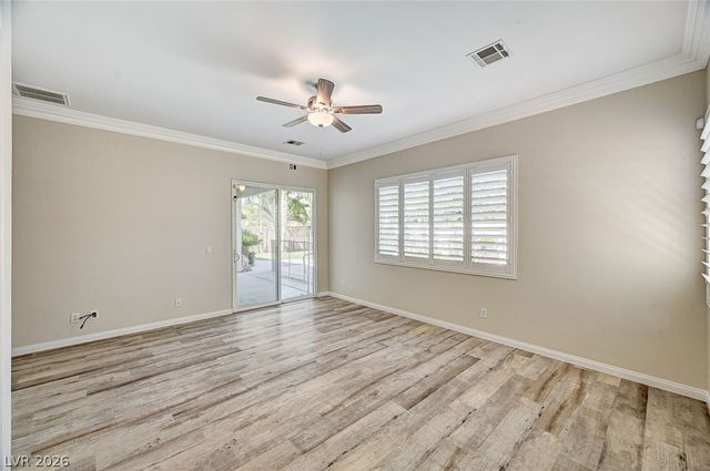 7922 Carson Creek Street, Las Vegas, NV 89113