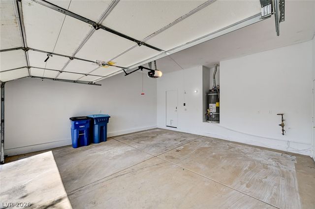 7922 Carson Creek Street, Las Vegas, NV 89113