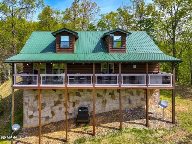 859 Pinnacle Vista Road, Gatlinburg, TN 37738