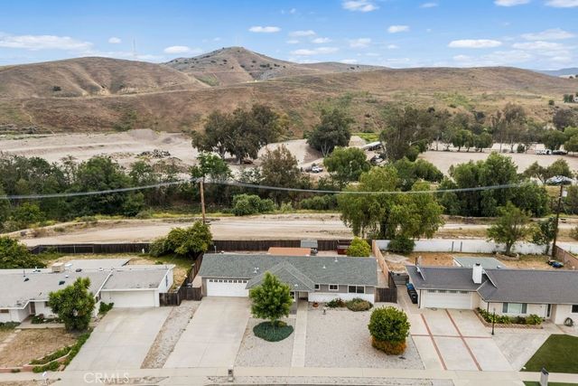 3554 Royal, Simi Valley, CA 93063