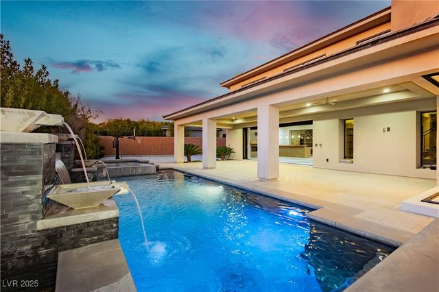 94 Glade Hollow Drive, Las Vegas, NV 89135