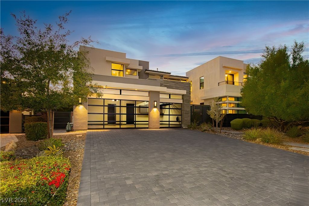 94 Glade Hollow Drive, Las Vegas, NV 89135