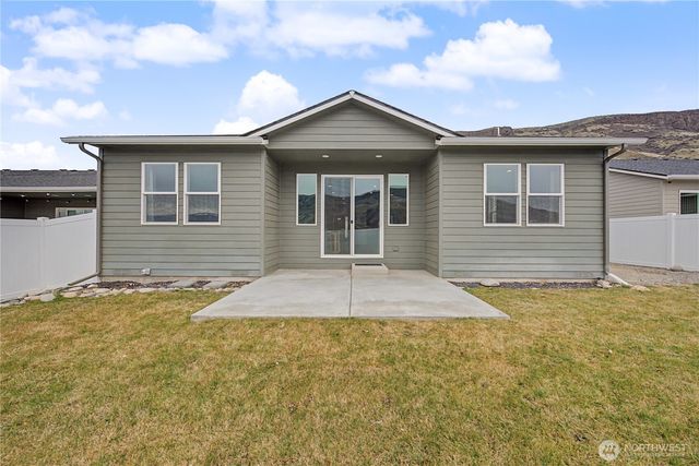 436 Hammond Lane, Rock Island, WA 98850