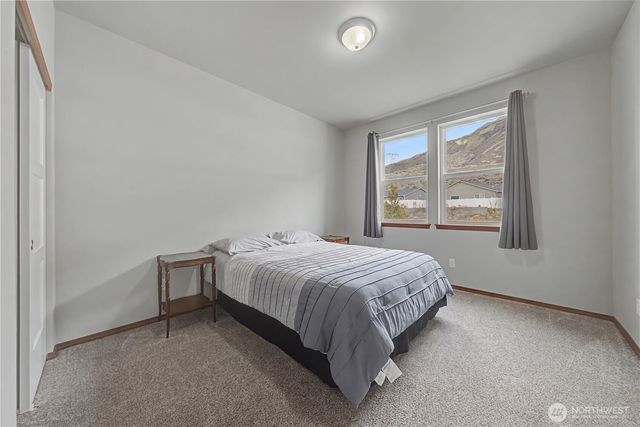 436 Hammond Lane, Rock Island, WA 98850