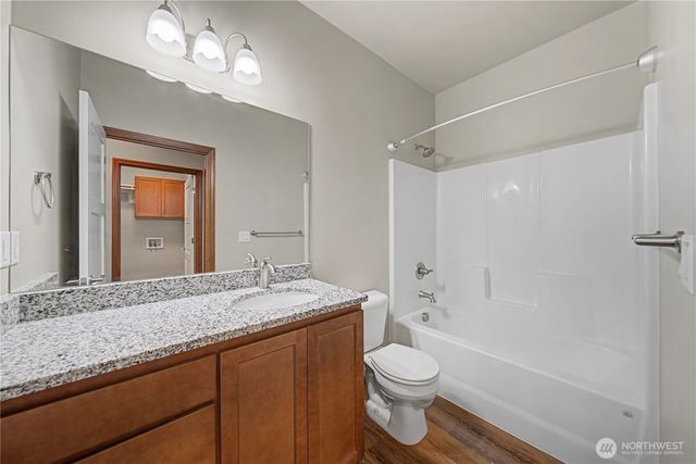 436 Hammond Lane, Rock Island, WA 98850